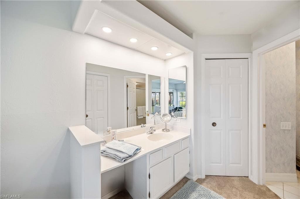 13046 Amberley CT 602R-16