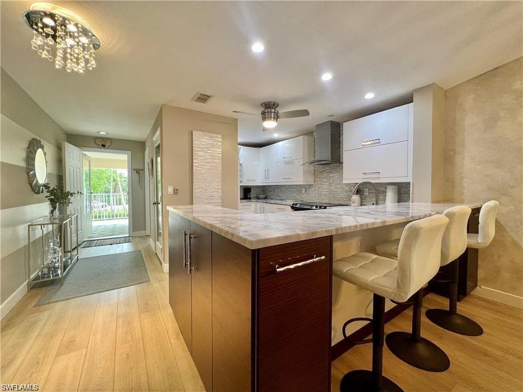 1120 Sarah Jean CIR B205-19