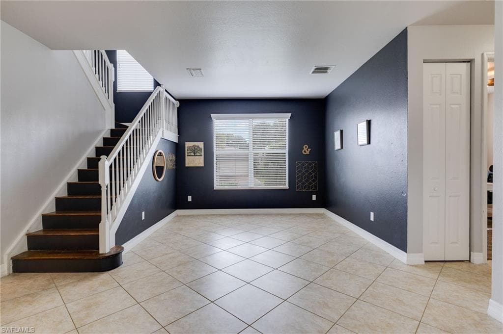 10519 Winged Elm LN-3