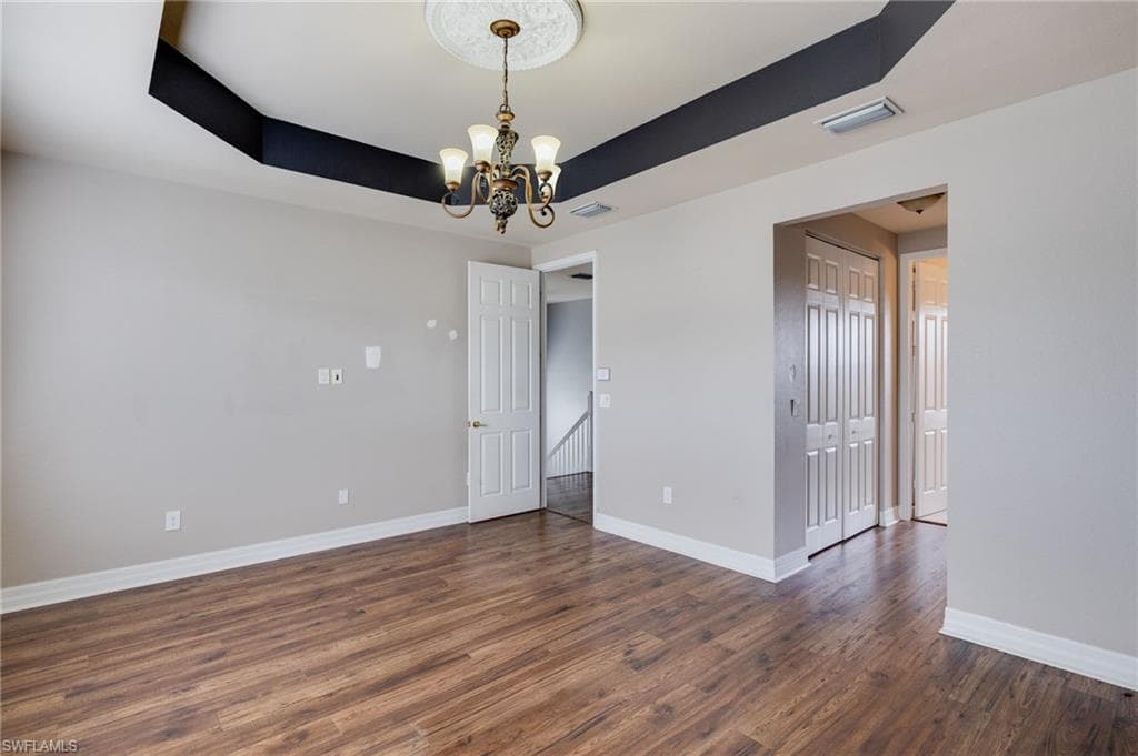 10519 Winged Elm LN-15