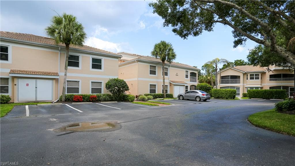 1044 Woodshire LN B203-36