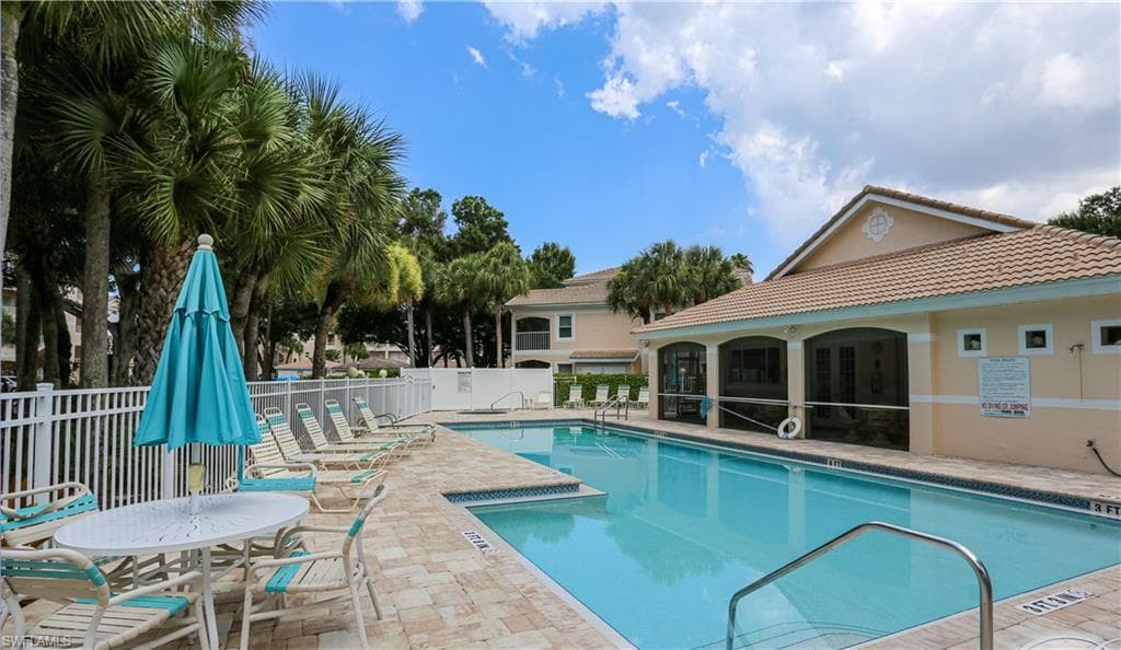 1044 Woodshire LN B203-32