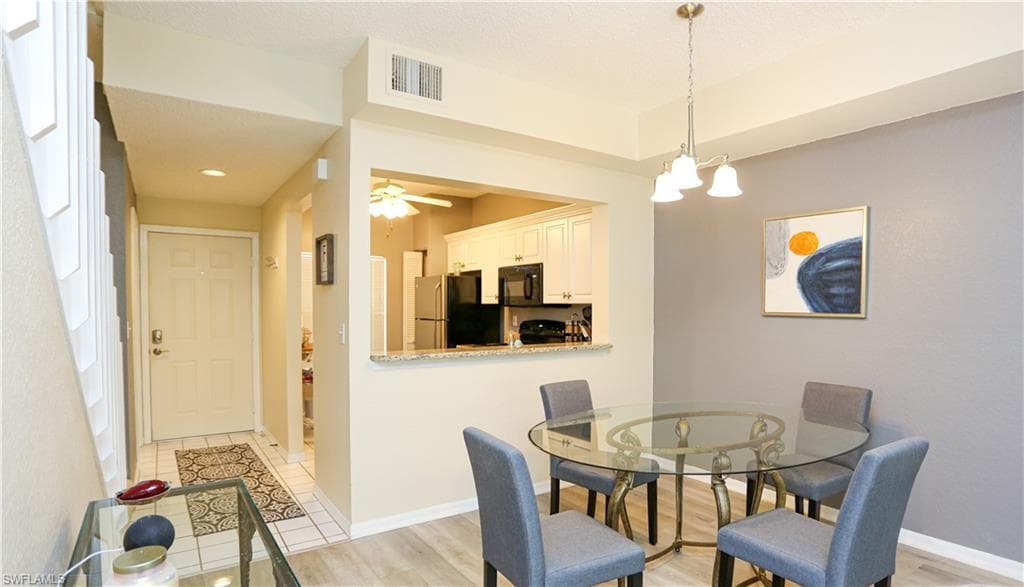 1044 Woodshire LN B203-5