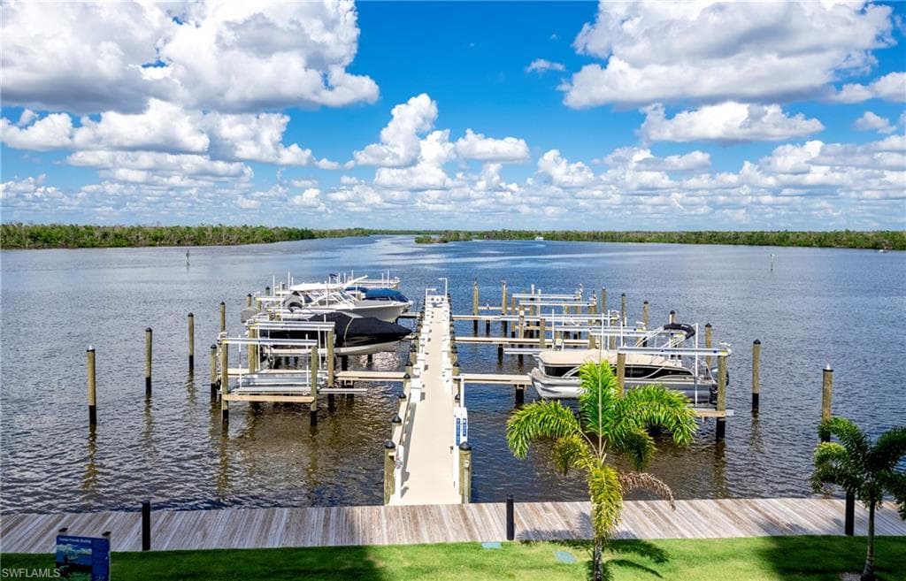 4745 Estero BLVD 104-23