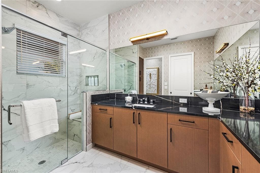 2550 Kingfisher DR-7