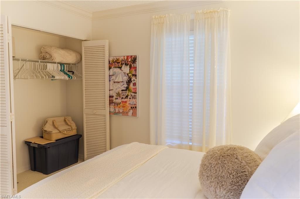 265 Deerwood CIR 10-24