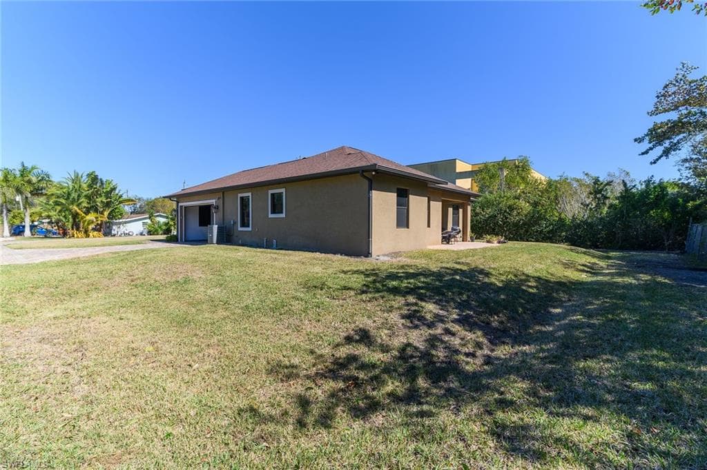 1386 Rosemary LN-13