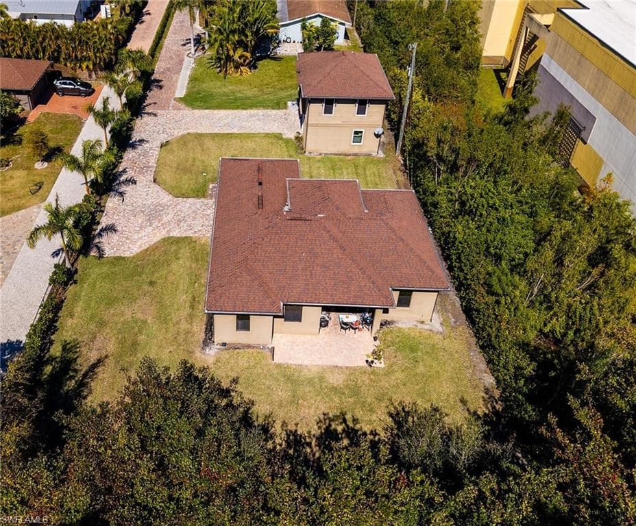 1386 Rosemary LN-24