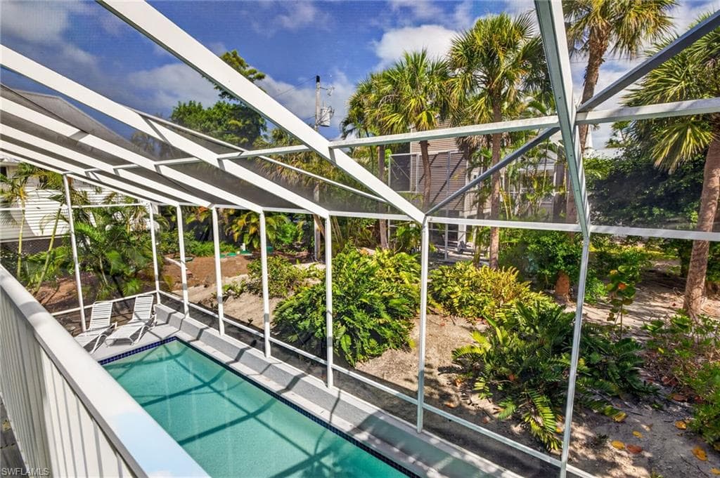 11508 Wightman LN-14