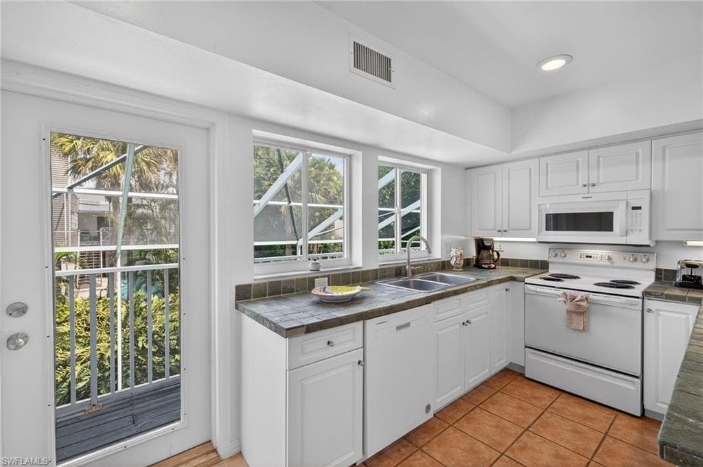 11508 Wightman LN-11