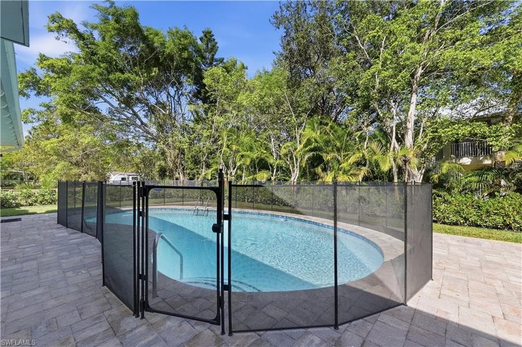 1147 Shady Rest LN-36