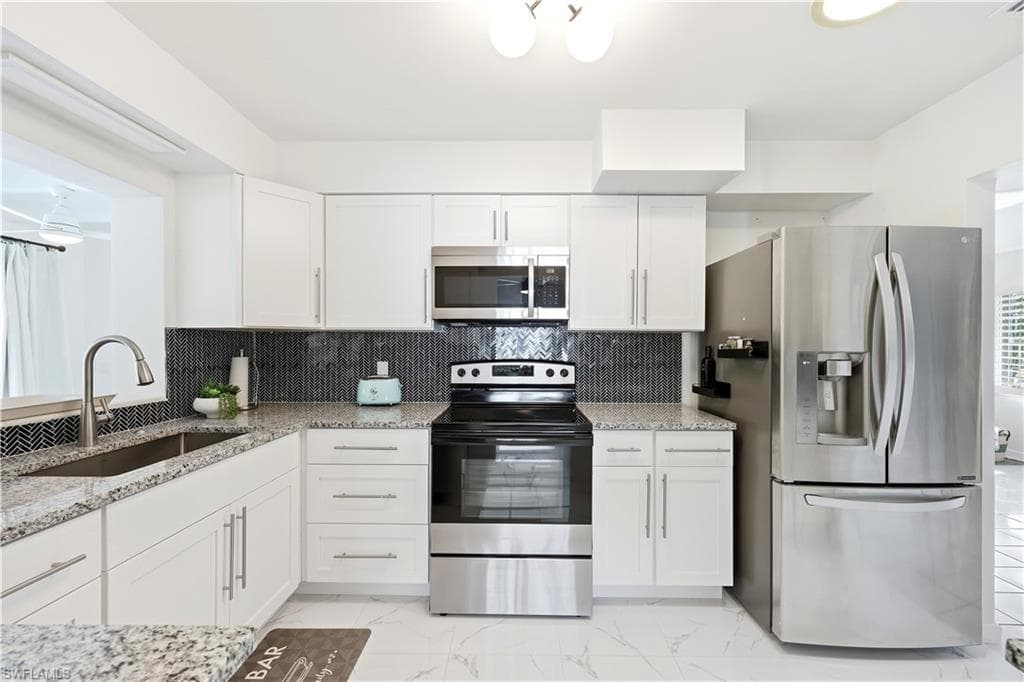 1147 Shady Rest LN-1