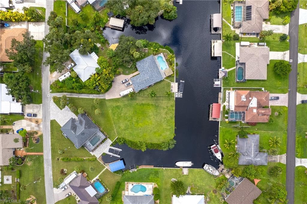 13534 Island RD-4