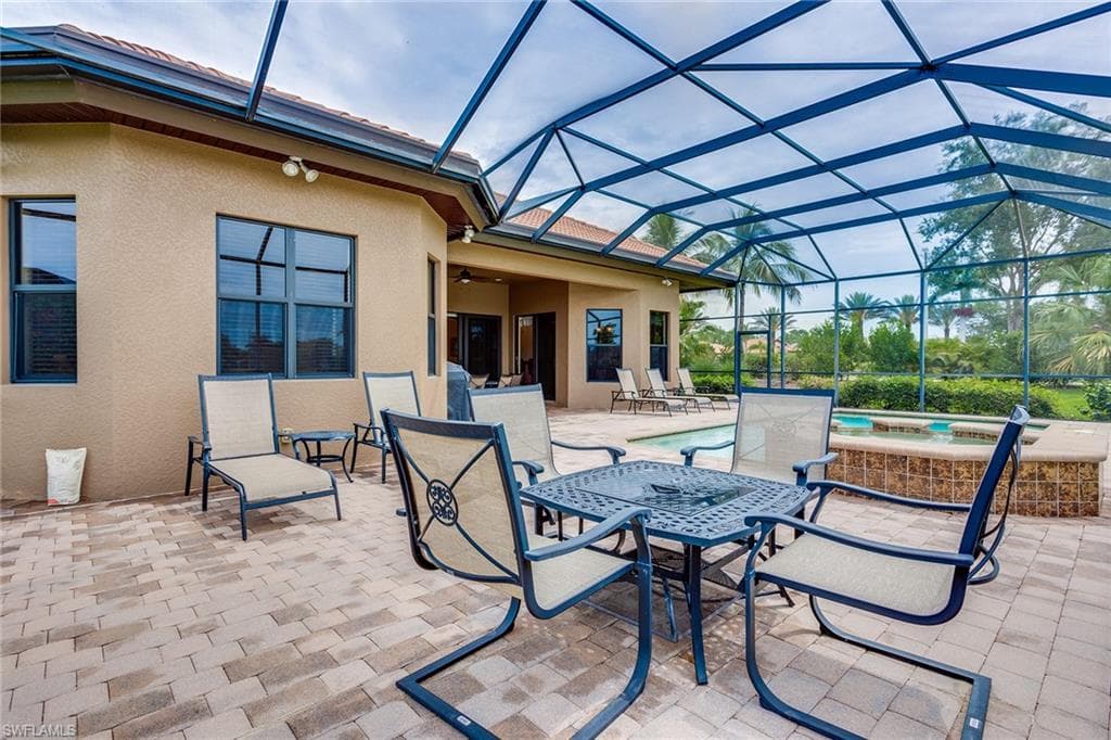 7771 Cottesmore DR-15
