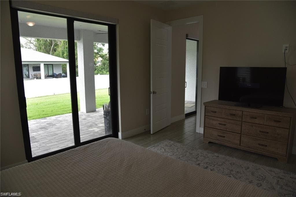 4666 Villa Capri LN-9