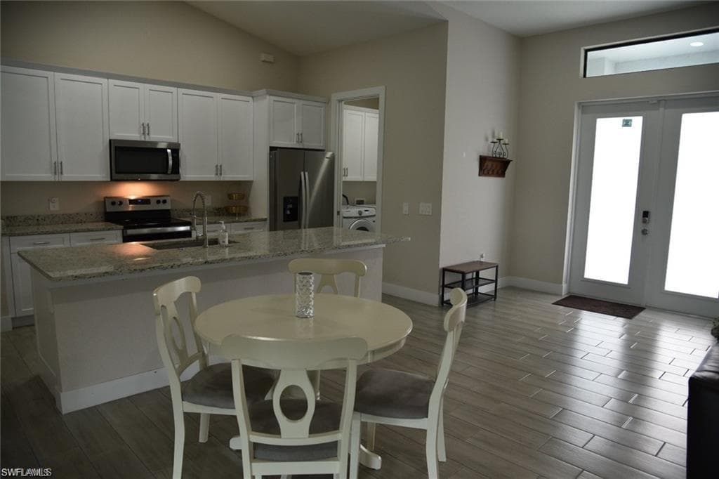 4666 Villa Capri LN-24
