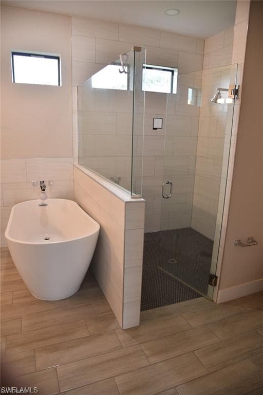 4666 Villa Capri LN-10