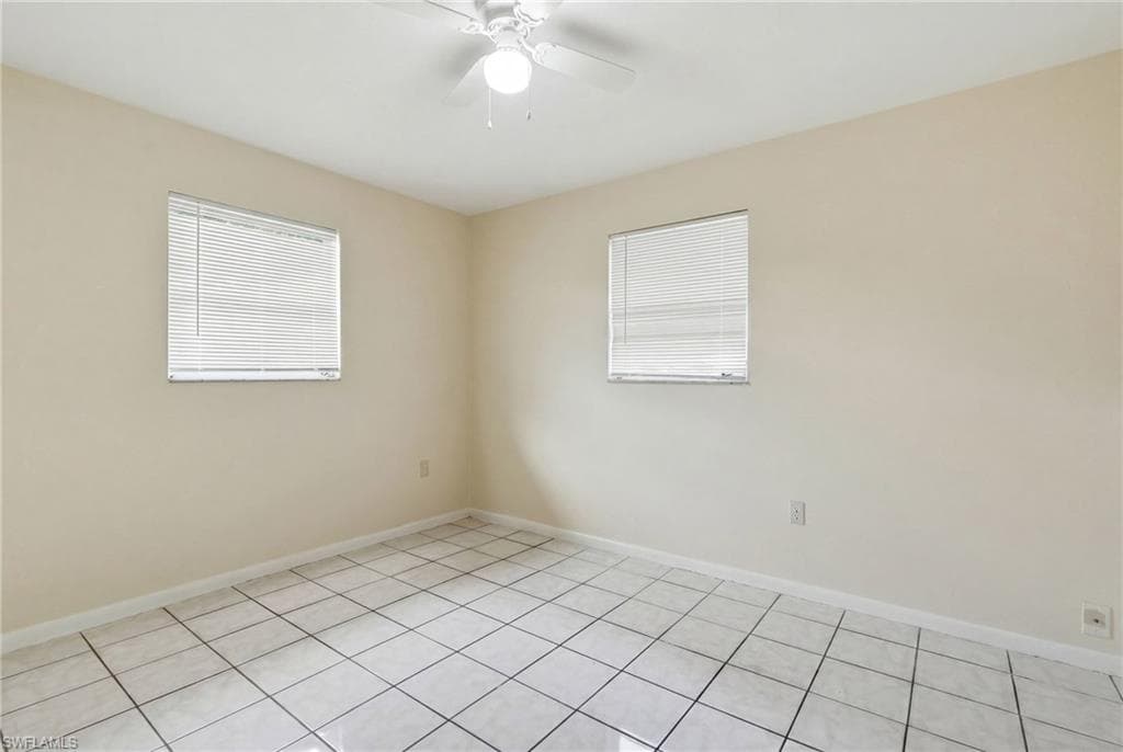 1195 Alhambra CIR-12