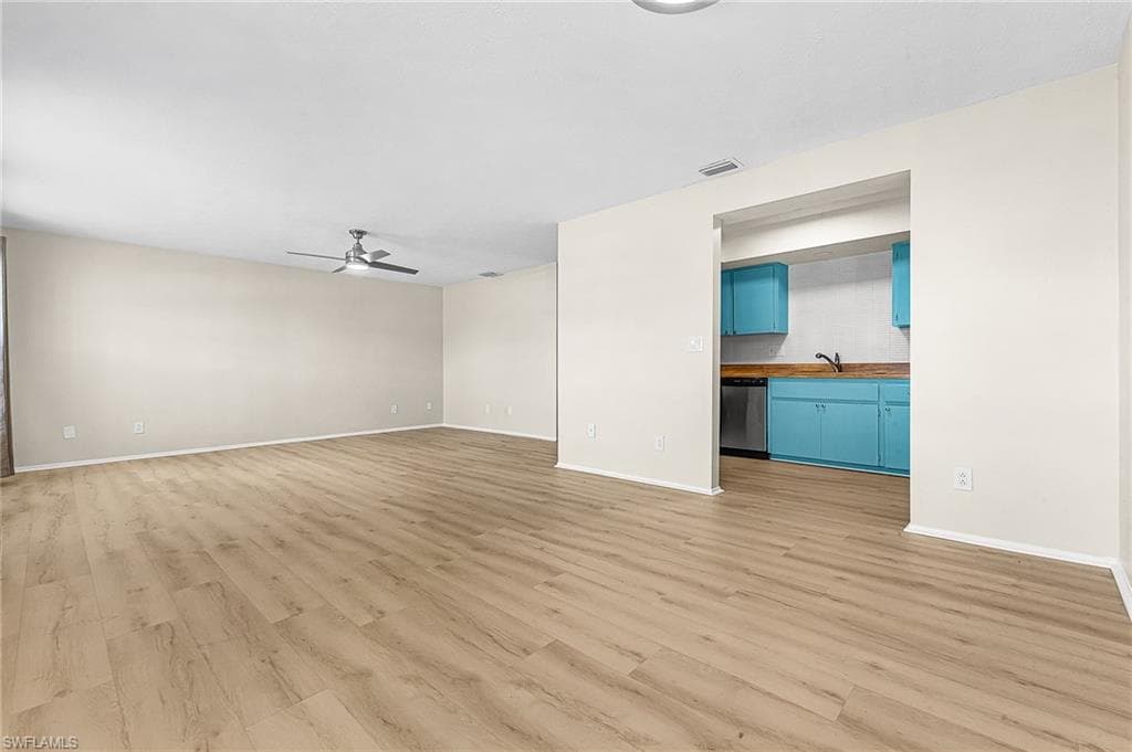 3906 SE 11th PL 604-3