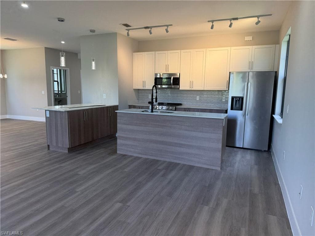9908 Portofino Vineyards DR-7