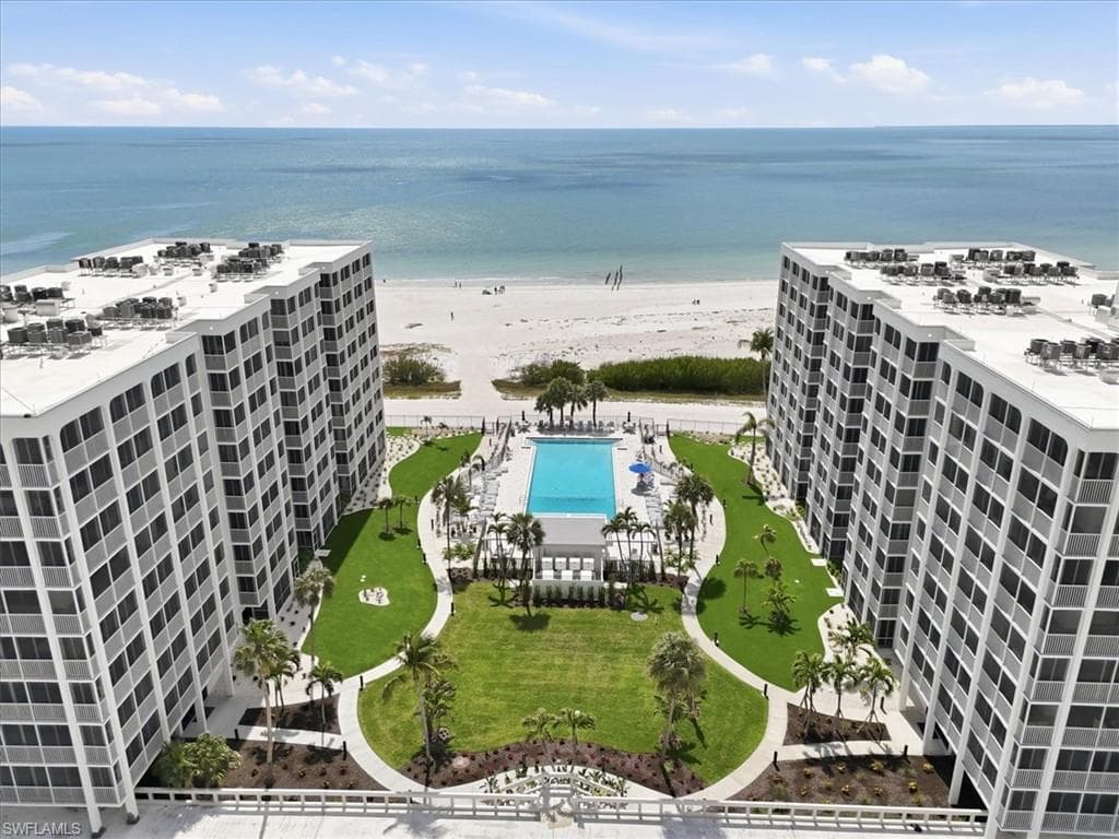 7148 Estero BLVD 423-2