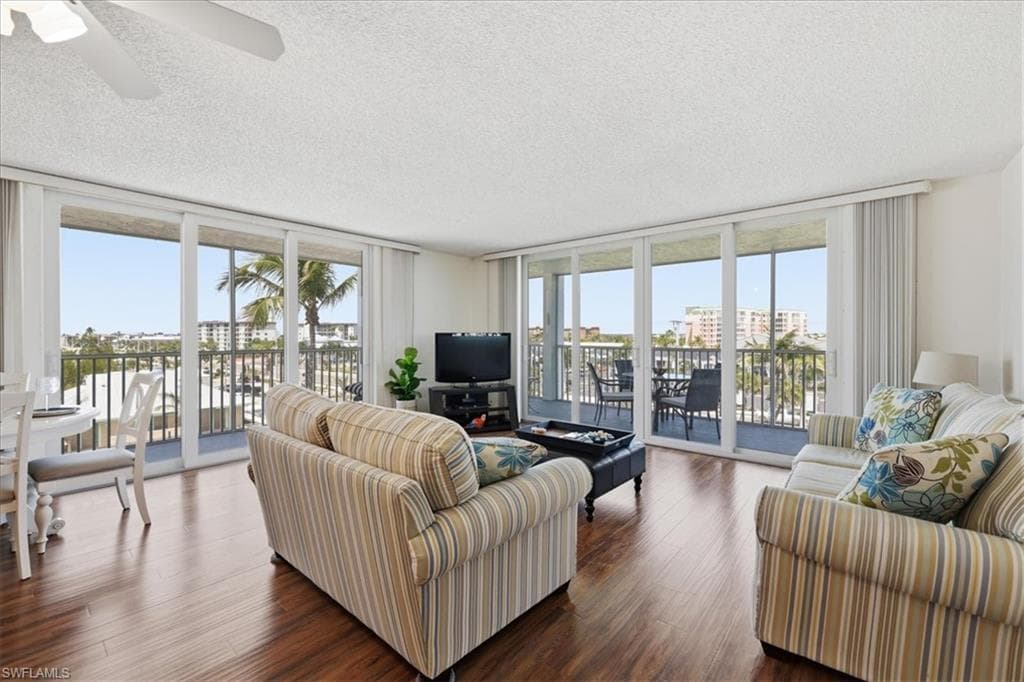 7148 Estero BLVD 423-13