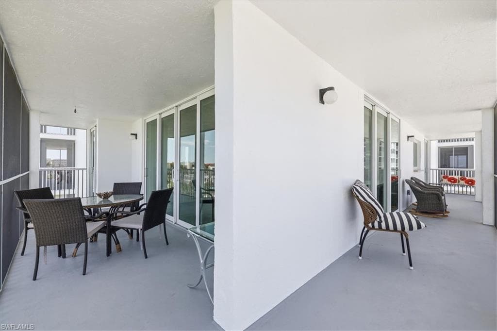 7148 Estero BLVD 423-5