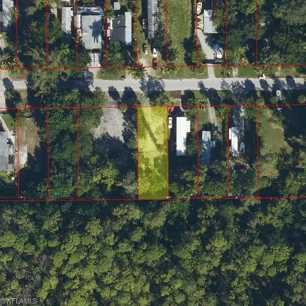 2602 Holly AVE-1
