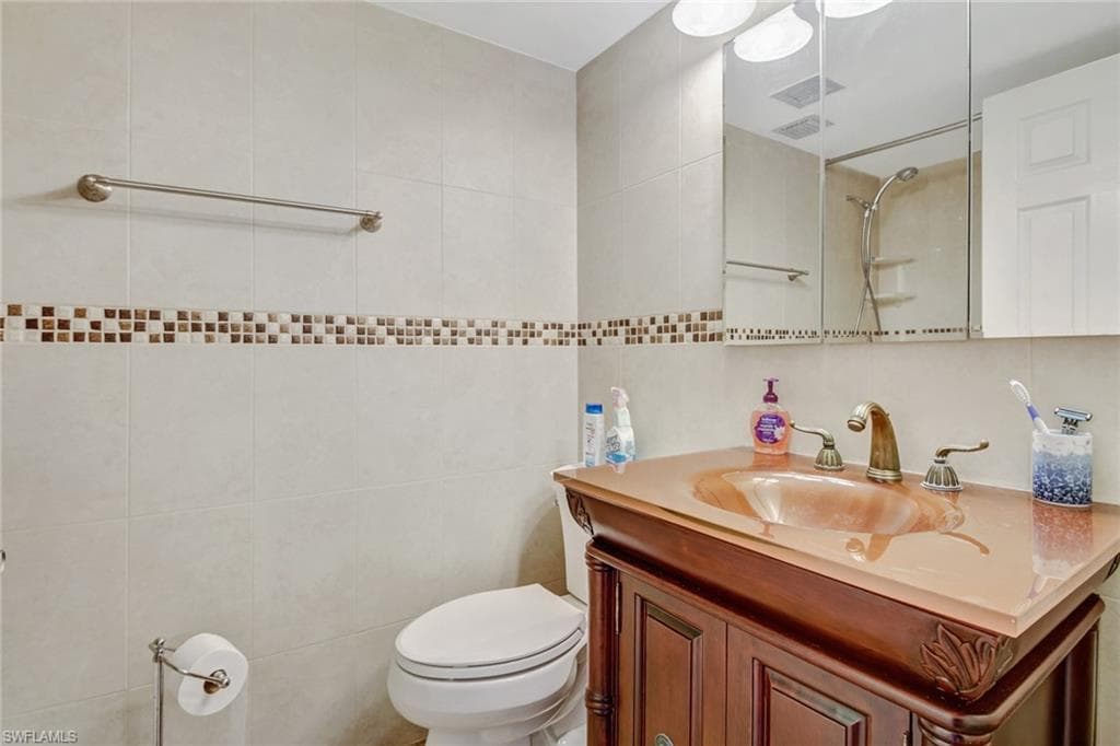 49 High Point CIR S 102-18