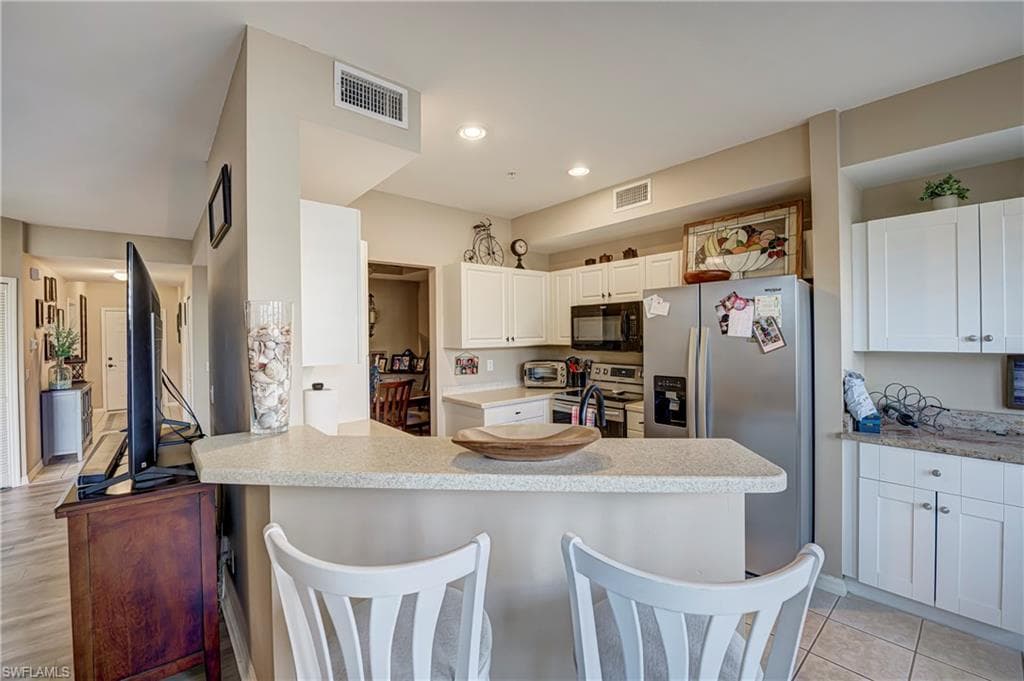 4015 Palm Tree BLVD 104-8