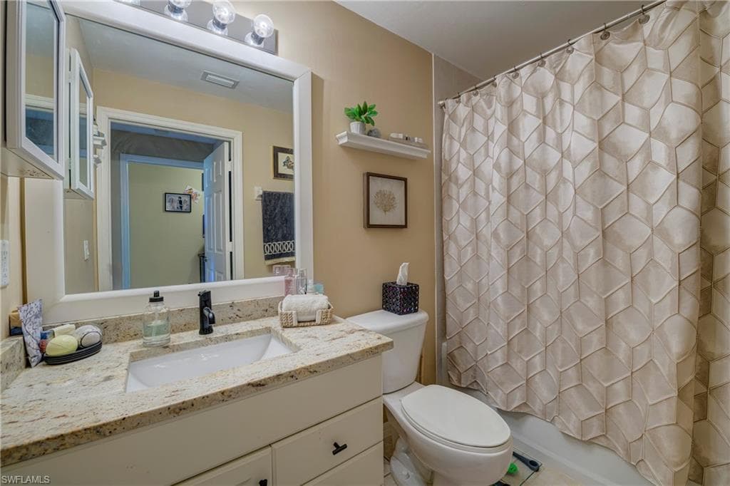 4015 Palm Tree BLVD 104-21