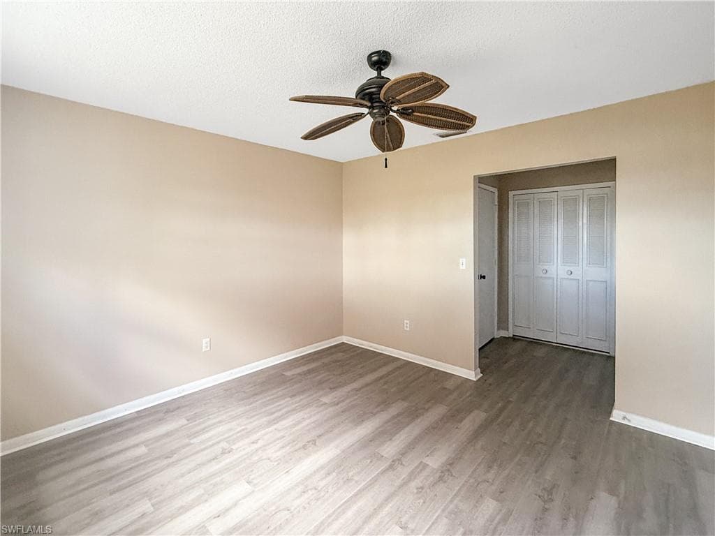 1398 Myerlee Country Club BLVD-15