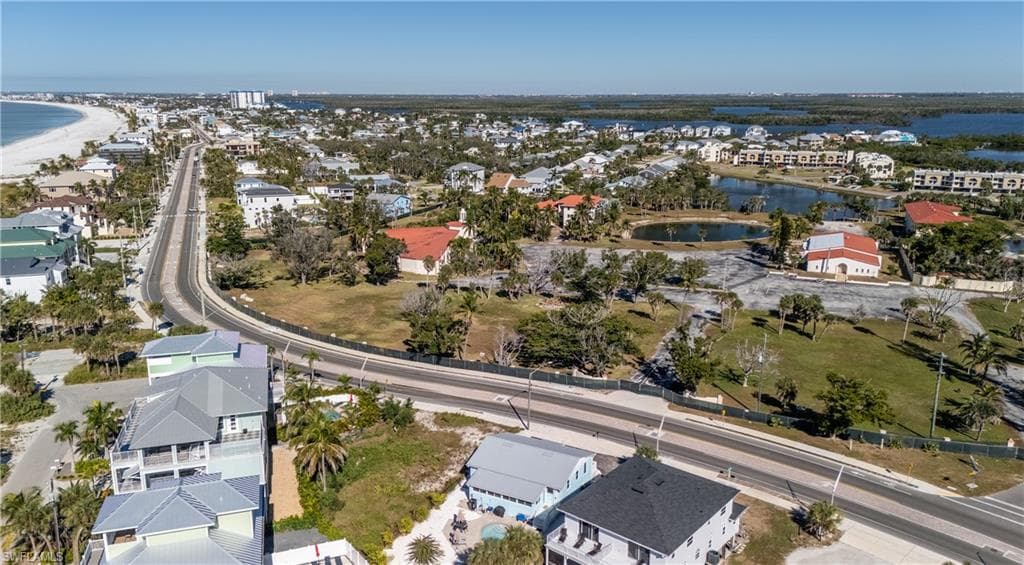 6030 Estero BLVD-31