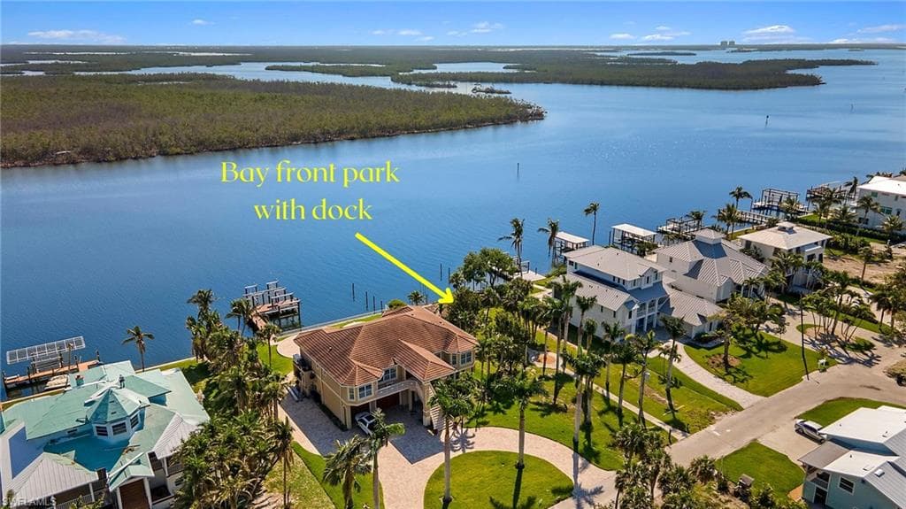 3909 Estero BLVD-8