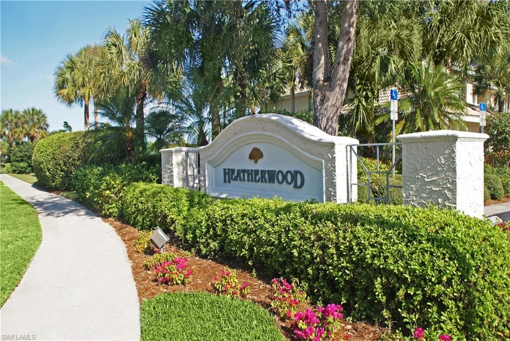 2220 Chesterbrook CT 204-1