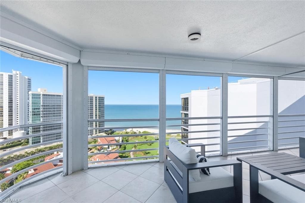4751 Gulf Shore BLVD N PH7-27