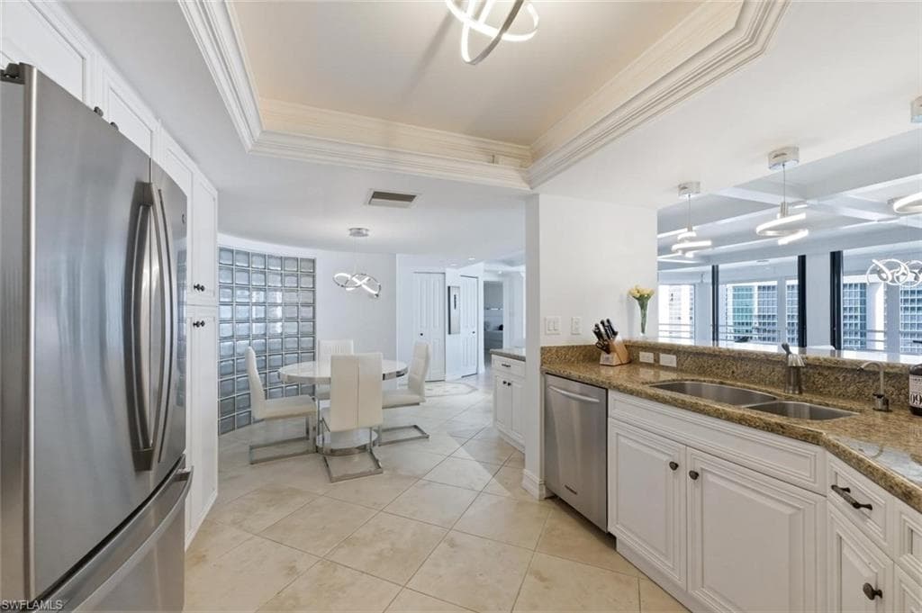 4751 Gulf Shore BLVD N PH7-14