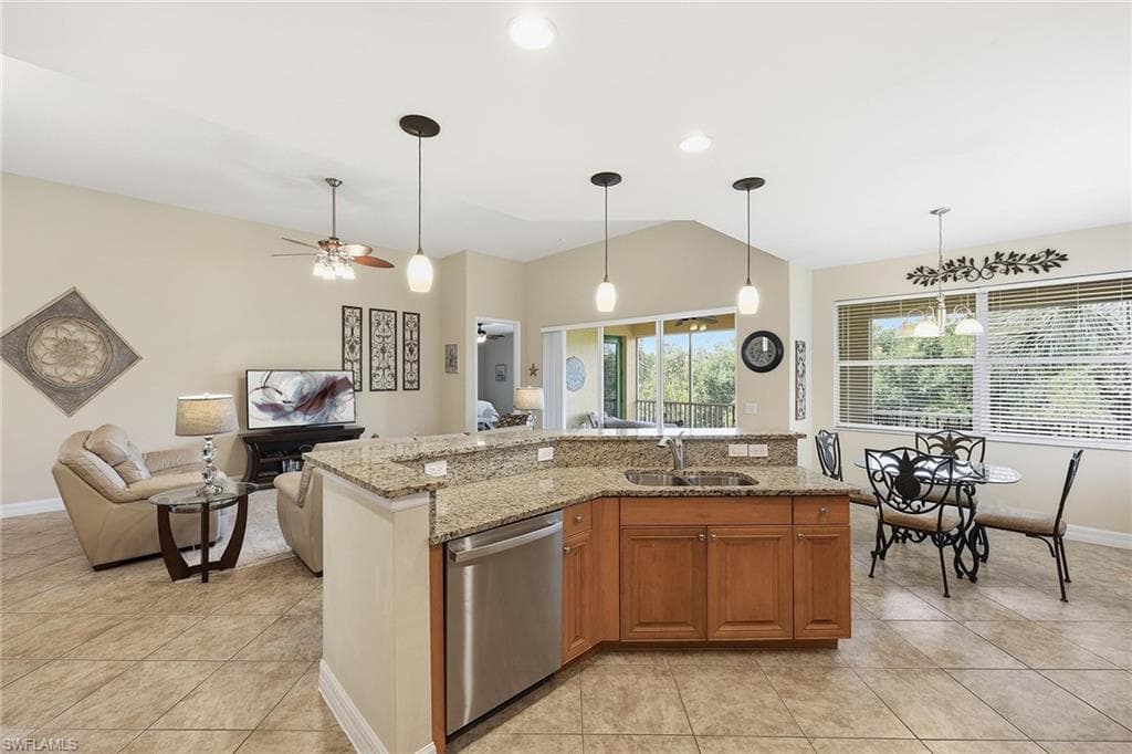 14508 Dolce Vista RD 202-11