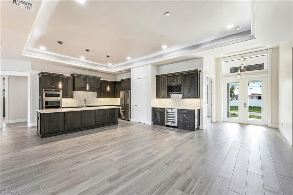 5314 Colonade CT-12