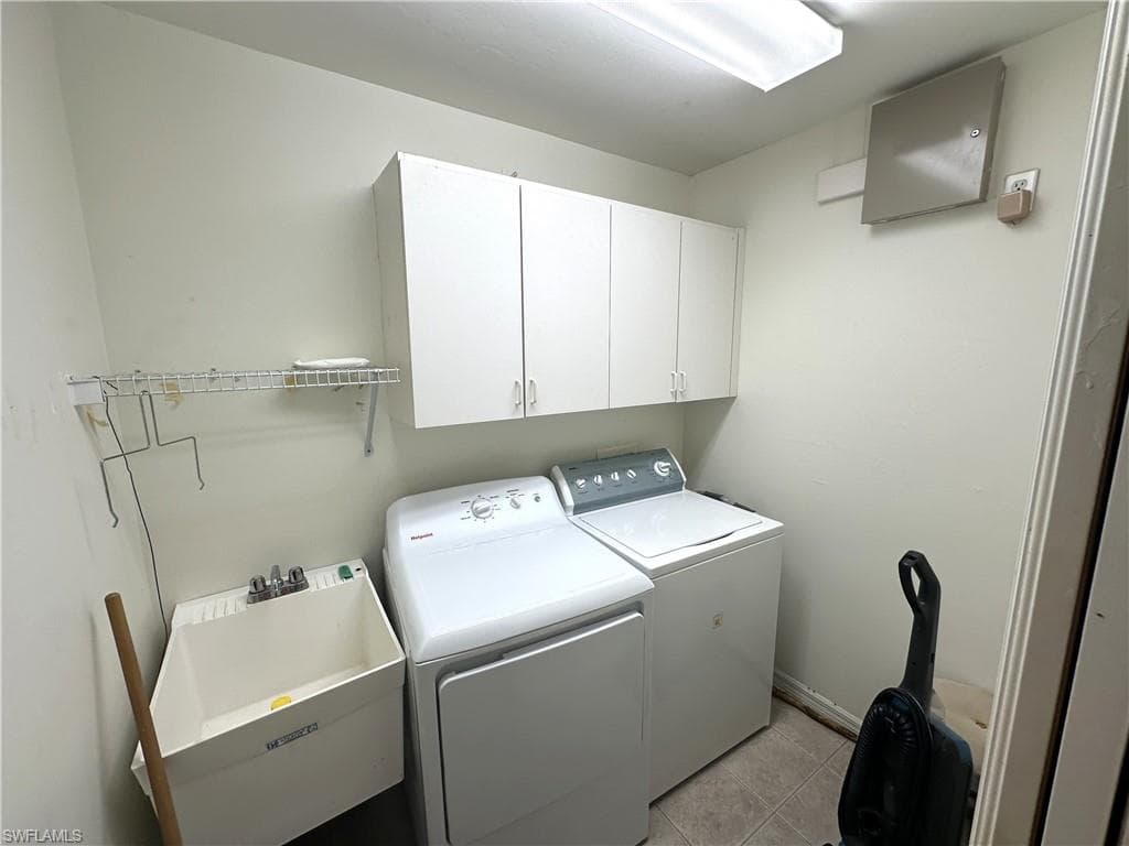 2409 Del Ray PL-27