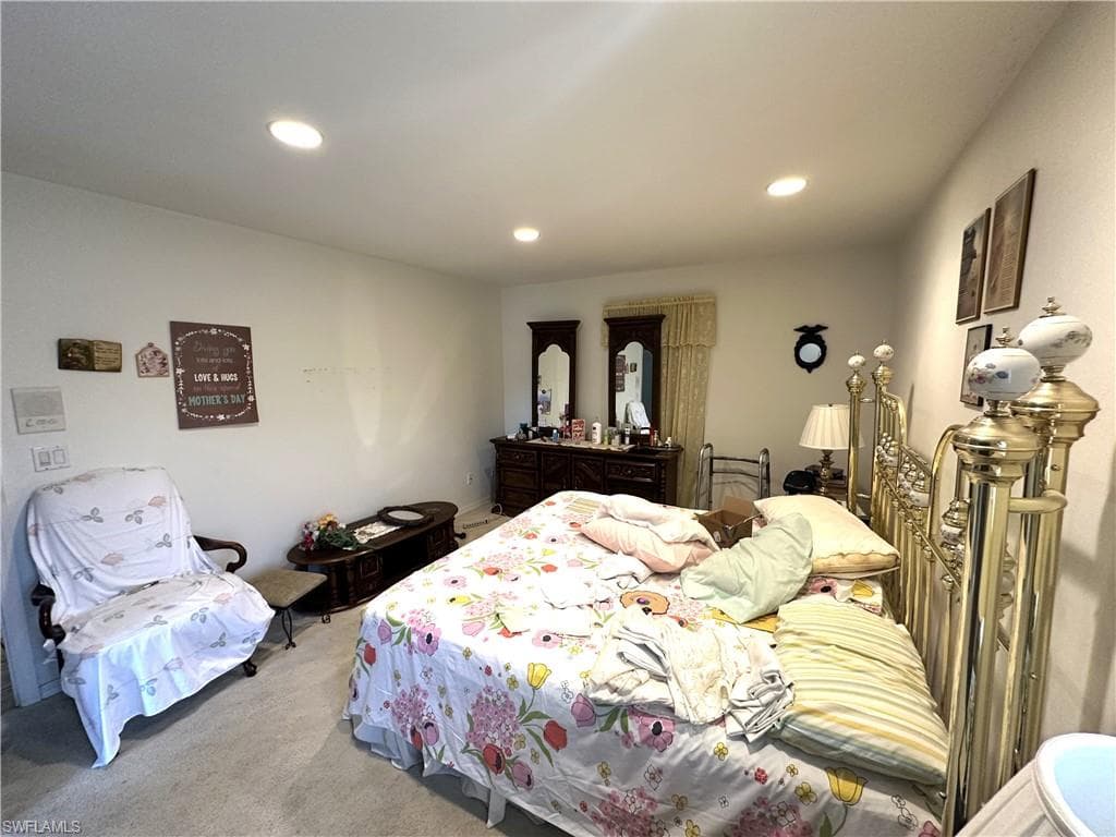 2409 Del Ray PL-16