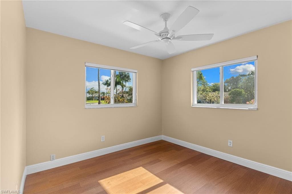 1036 Lake Shore CT-22