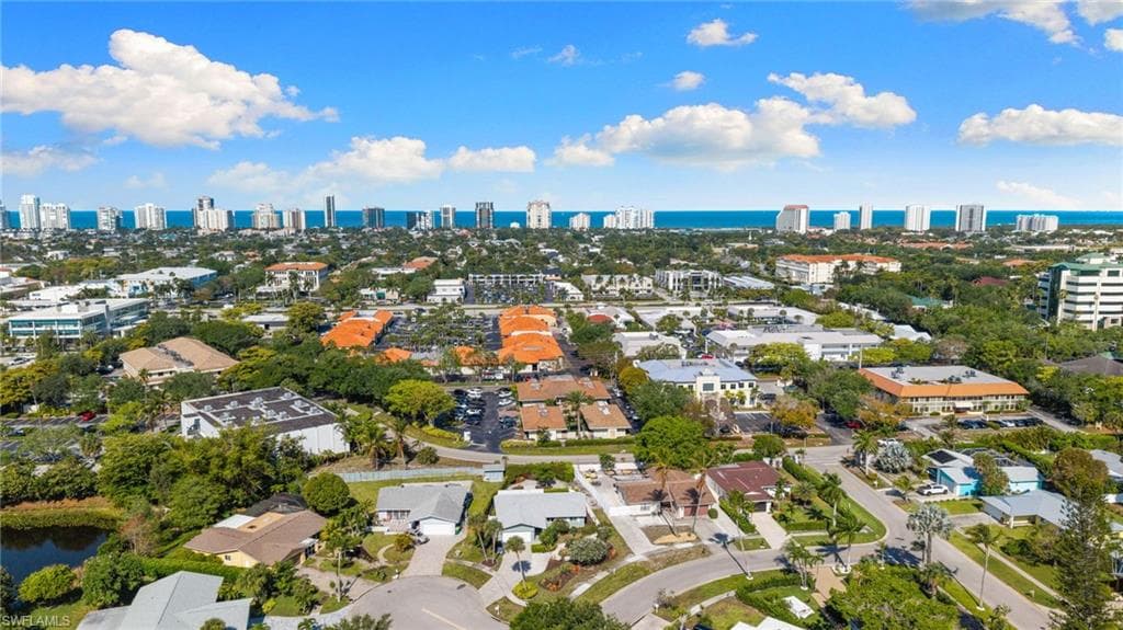 1036 Lake Shore CT-32