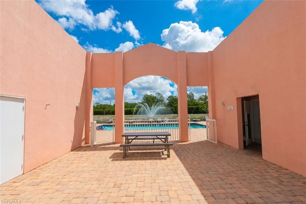 3225 Cypress Glen WAY 105-27