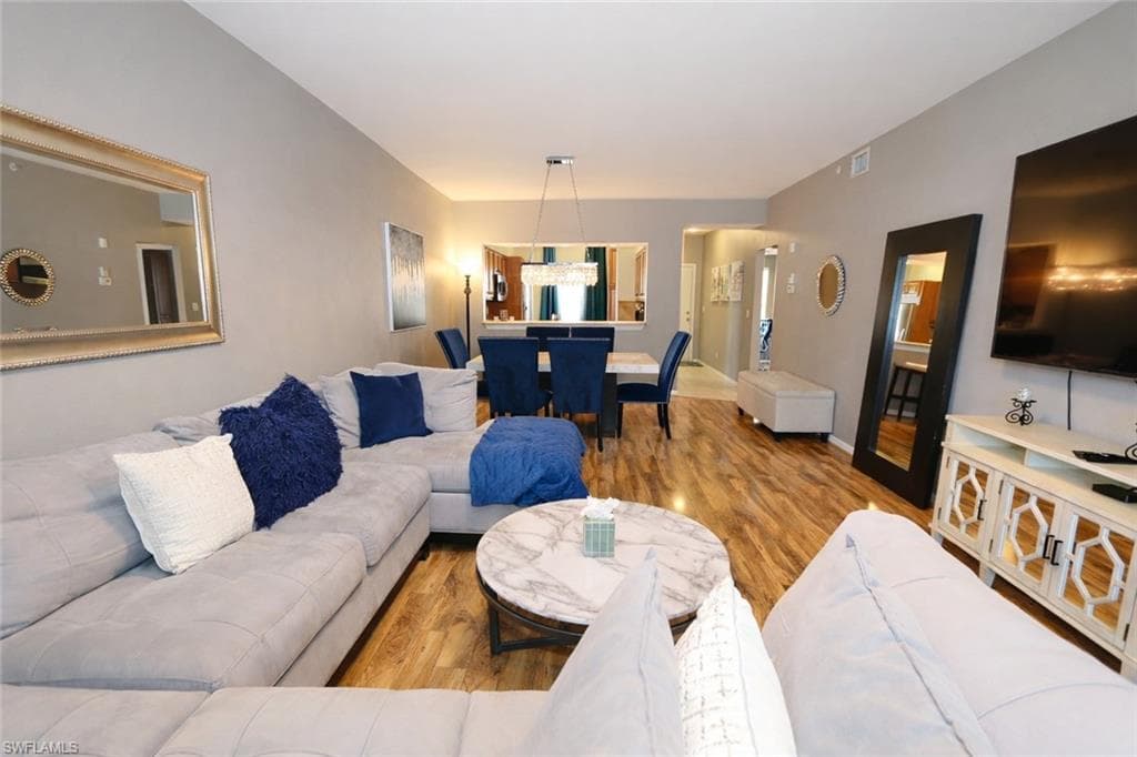 3225 Cypress Glen WAY 105-6