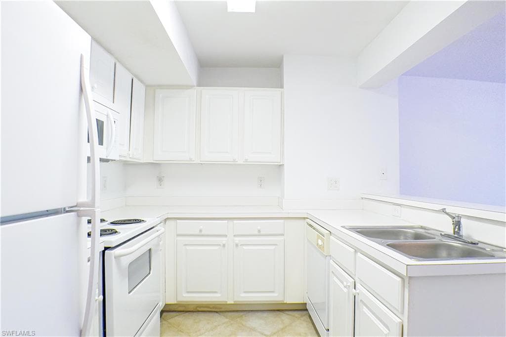 4113 residence DR 211-11