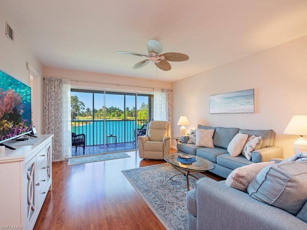 3675 Amberly CIR C207-1