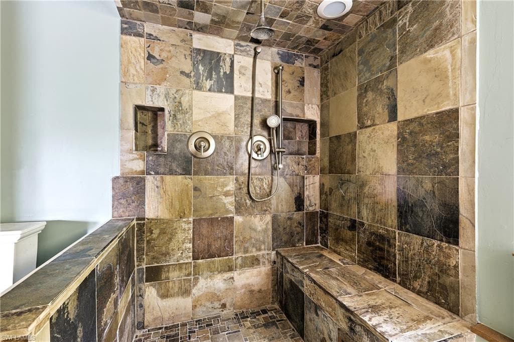 2204 Channel WAY-28