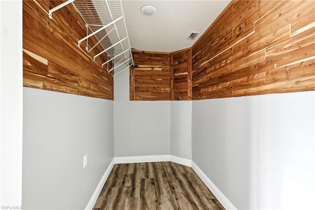 2204 Channel WAY-30