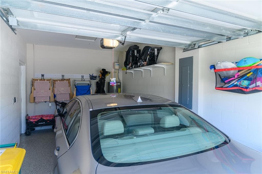 268 Indies DR E 202-27
